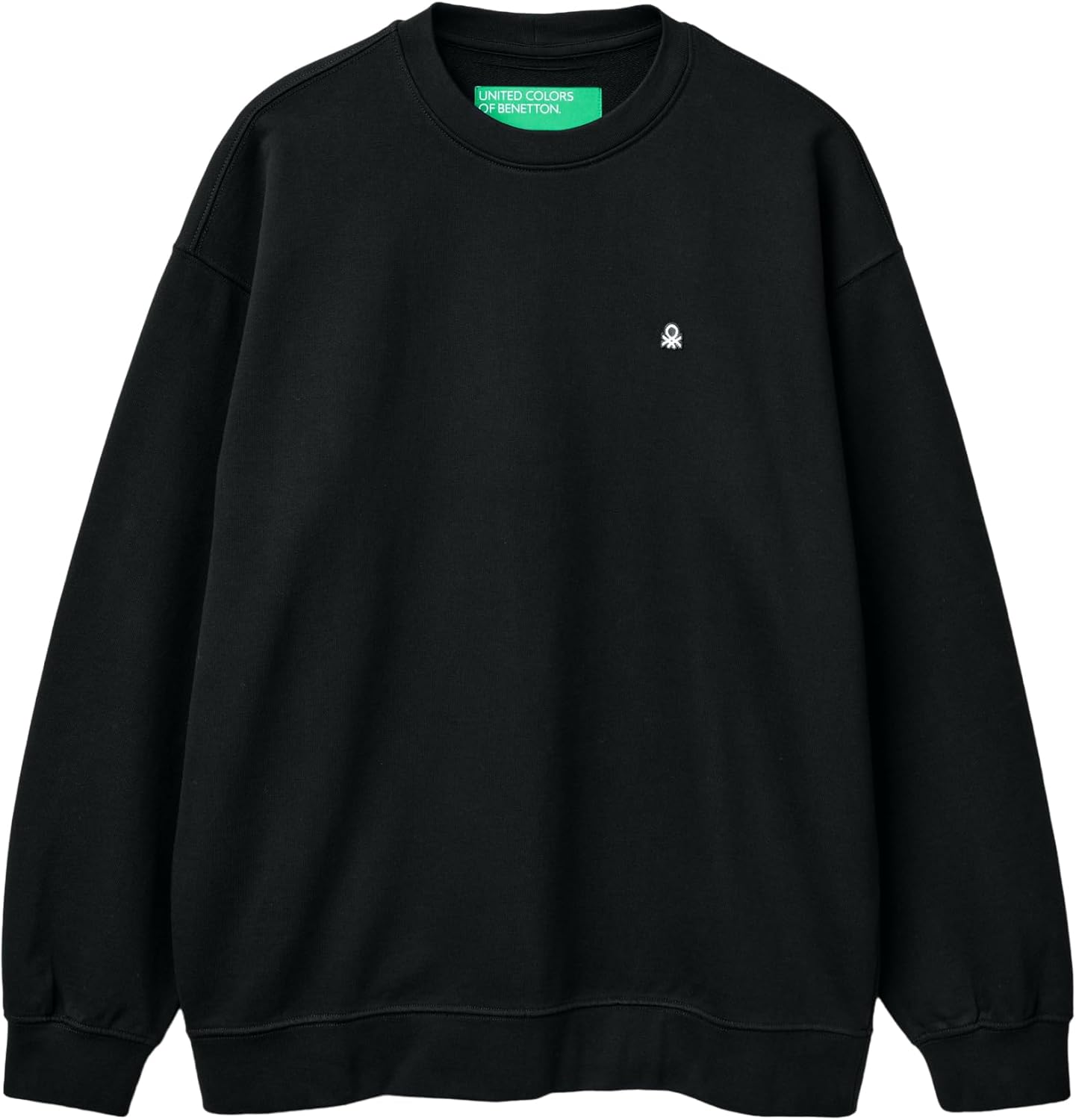 Maglione United Colors of Benetton indossato in un ambiente casual