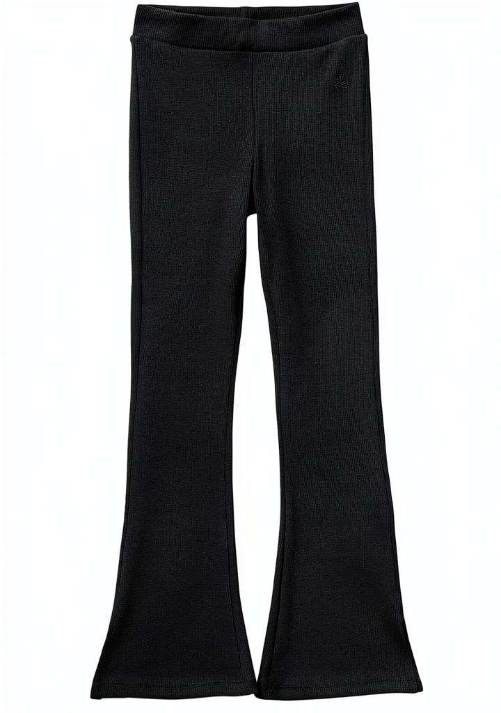 'Bambina che indossa leggings flare Benetton in cotone elastan'
