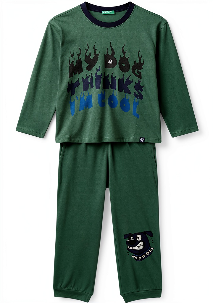 Set di pigiama United Colors of Benetton in verde su letto